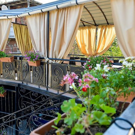Bibi Hotel Kʼutʼaisi Exterior foto