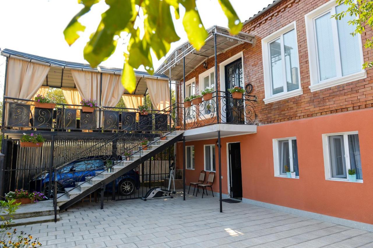 Bibi Hotel Kʼutʼaisi Exterior foto